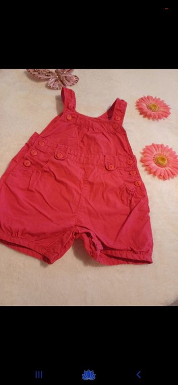 Salopette courte bébé taille 6 mois