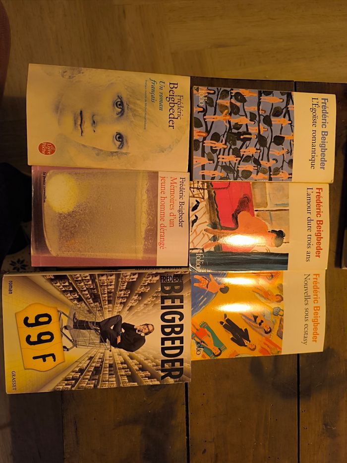 Lot 6 livres de Frédéric beigbeder