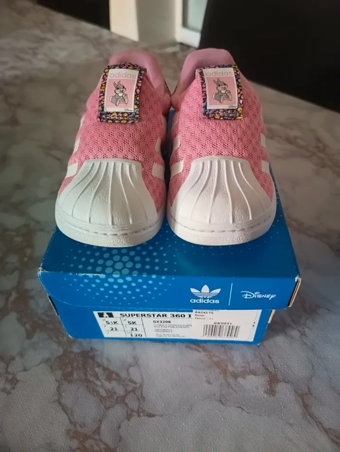 Adidas Superstar Disney panpan - photo numéro 2