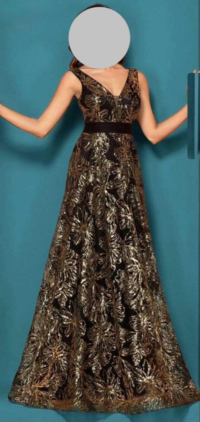 Robe de soirée or et noir