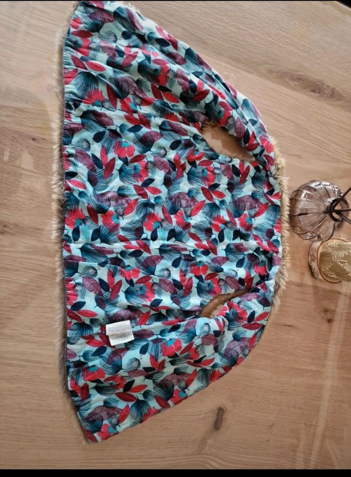 Gilet moumoute sans manches 6ans - photo numéro 3