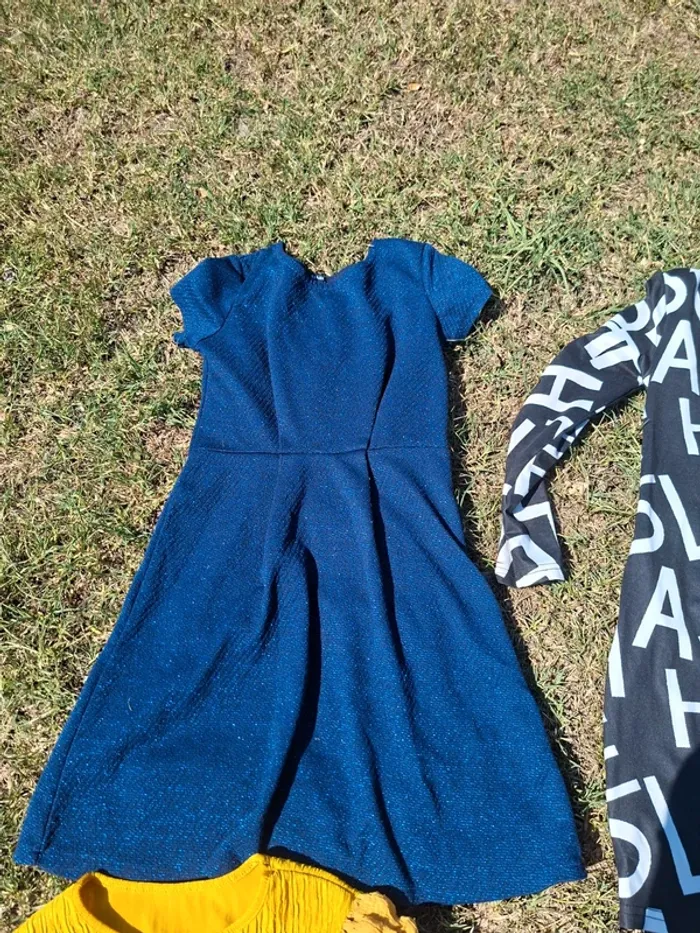 Lot de Robe 10 ans hivers - photo numéro 3