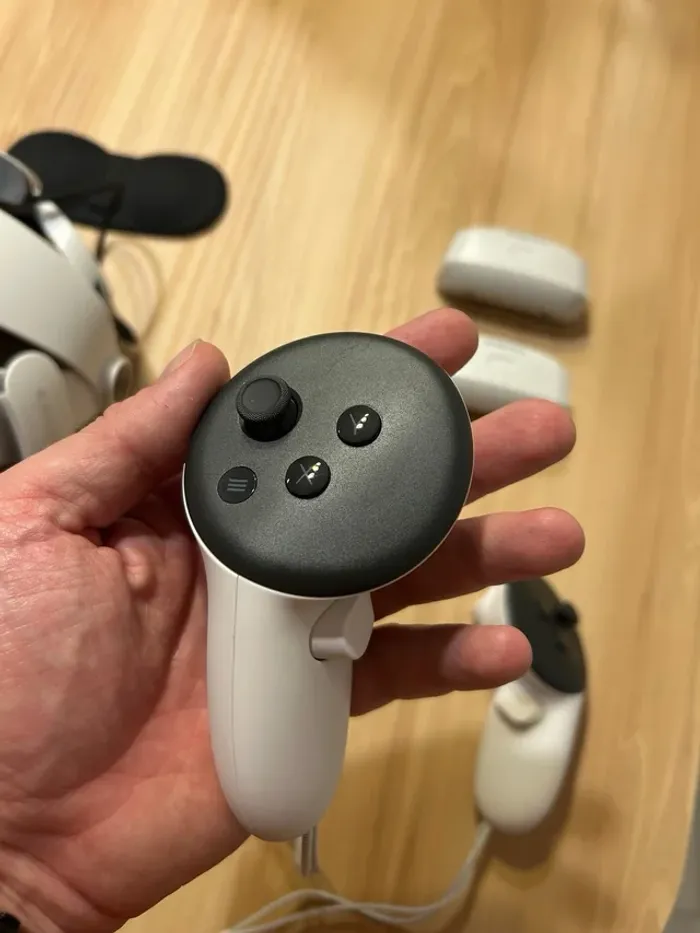 Oculus Quest 3 - photo numéro 2
