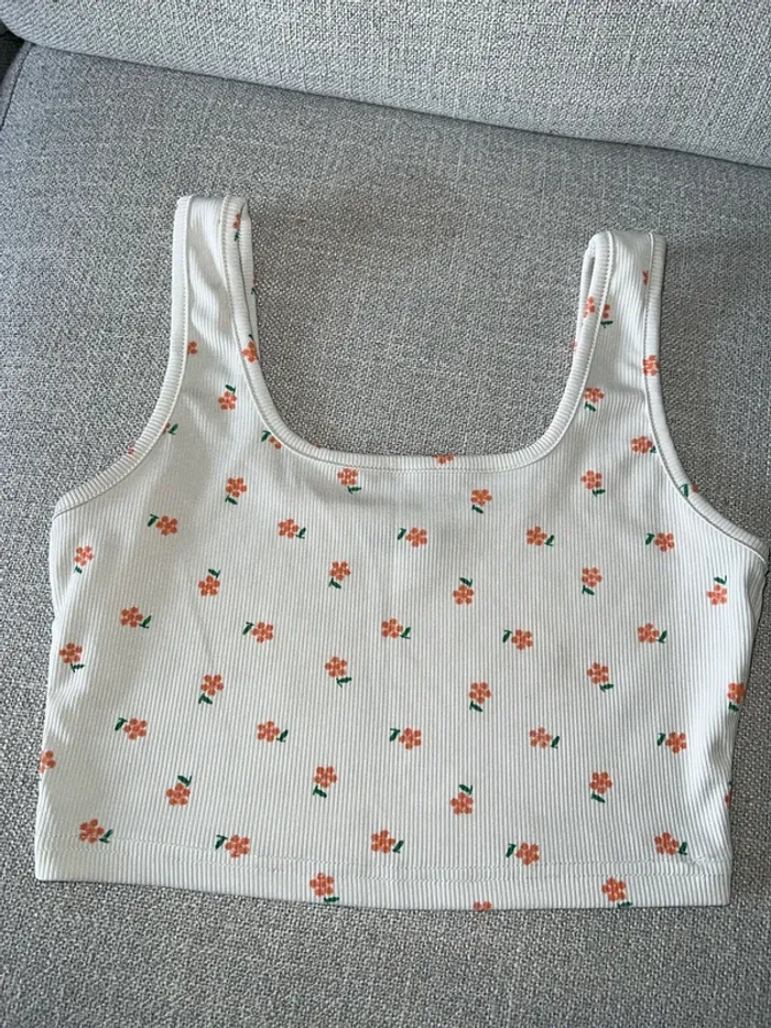 Crop top - photo numéro 2