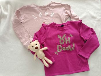 🌸 Deux Pulls - Taille 6 ans 🌸