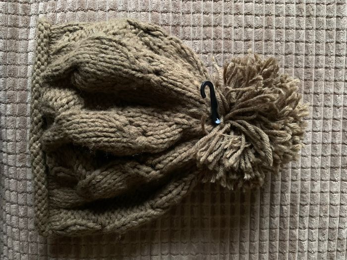 Bonnet adulte à pompon - photo numéro 3