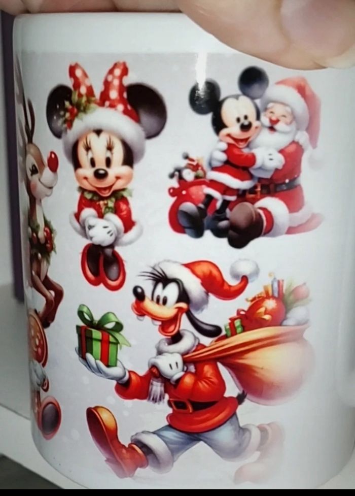 Sublime tasse Disney - édition Noël - Fait maison - photo numéro 3