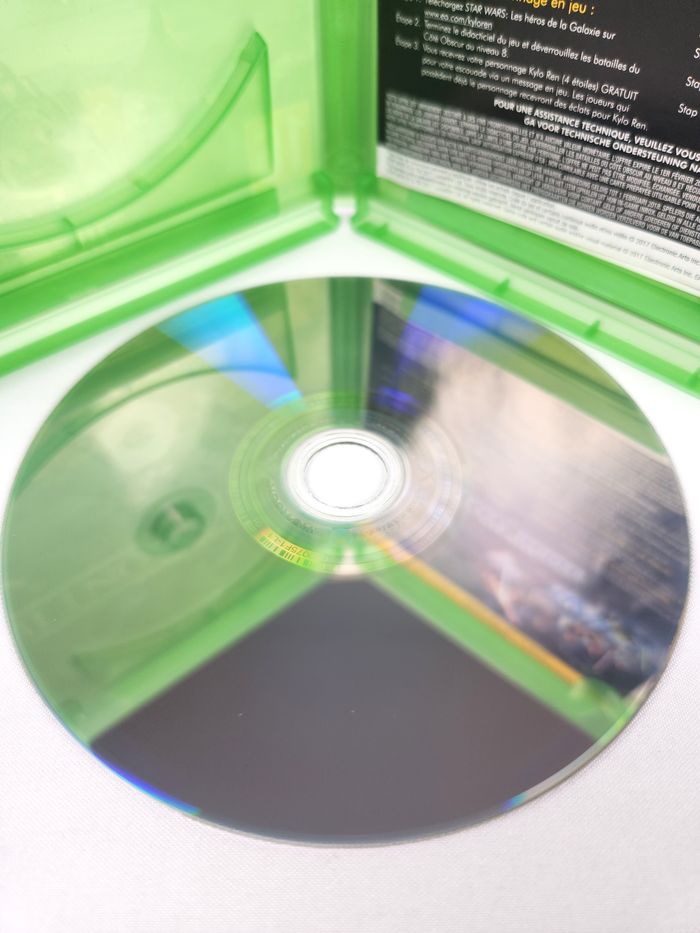 Jeu Xbox One Star Wars Battlefront II FR - Très Bon État - photo numéro 5