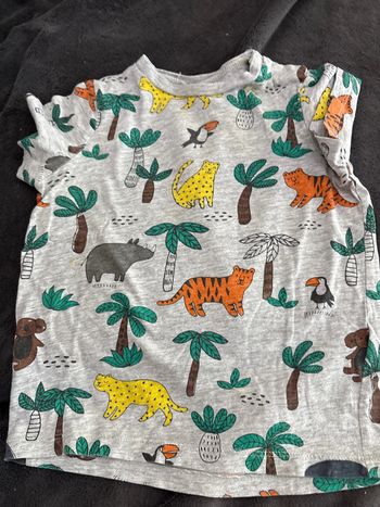 TEE shirt H&M en 18 mois