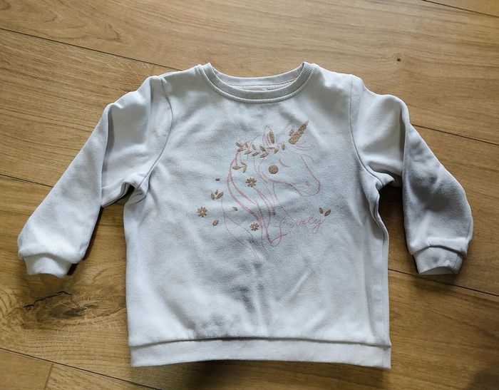 Pull licorne - photo numéro 2