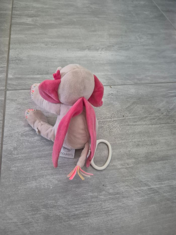 Peluche éléphant noukies à musique - photo numéro 2