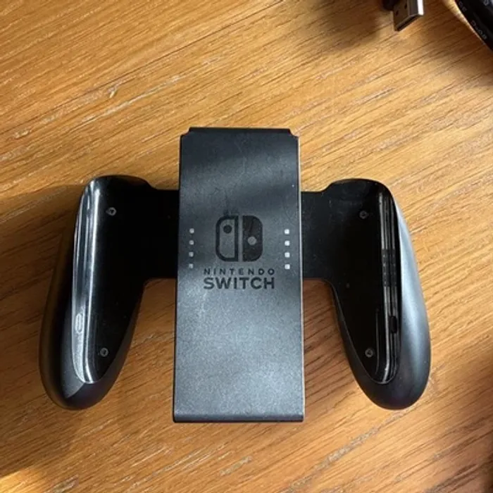 Nintendo Switch OLED - photo numéro 2