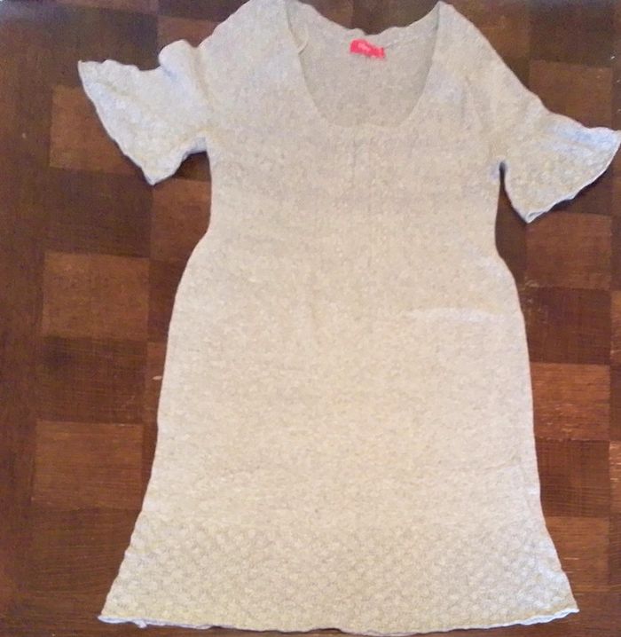 Robe pull grise manche courte