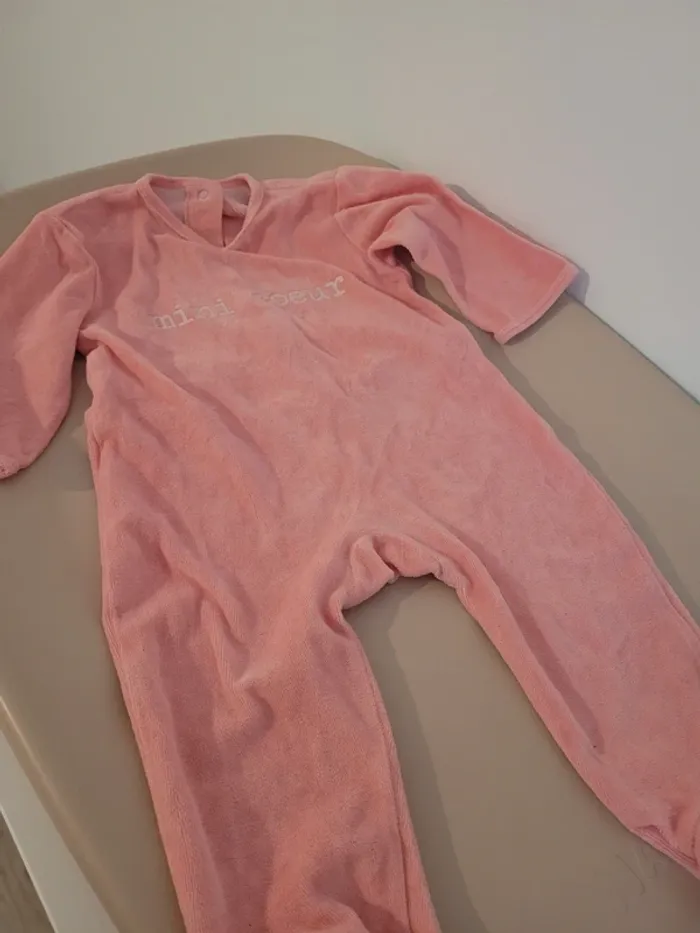 Lot de trois pyjama
