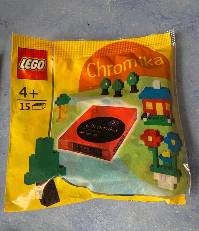 Polybag sachet lego 1270-2 Chromika (15 briques)