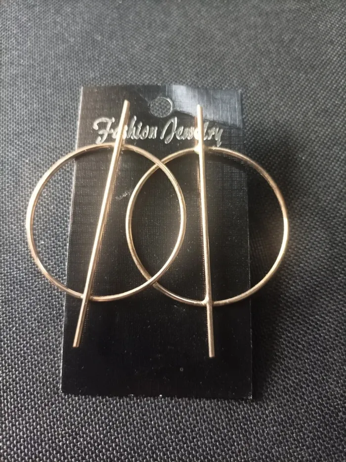 Boucles d'oreilles Créoles neuves