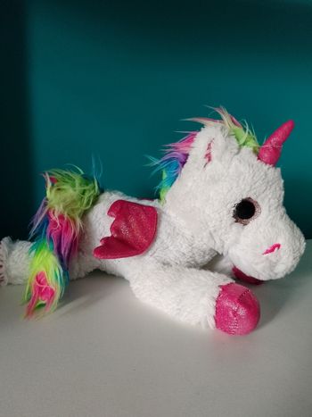 Licorne peluche