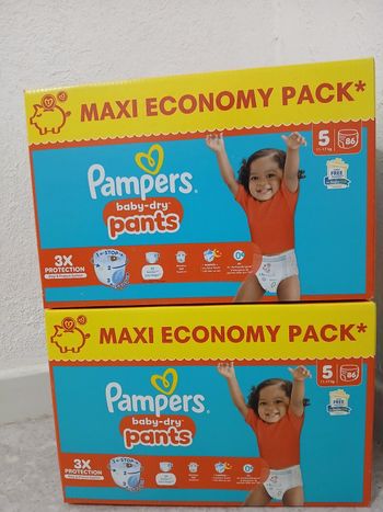 Lot de 2 carton Pampers taille 5 pants MAXI pack, soit 172 couches culotte ( pants)Neuf