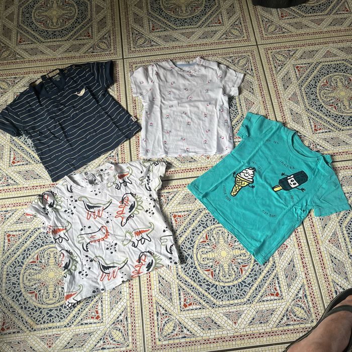 Lot t-shirt  2 ans