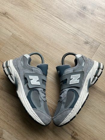 New Balance 2002r Scratch 35