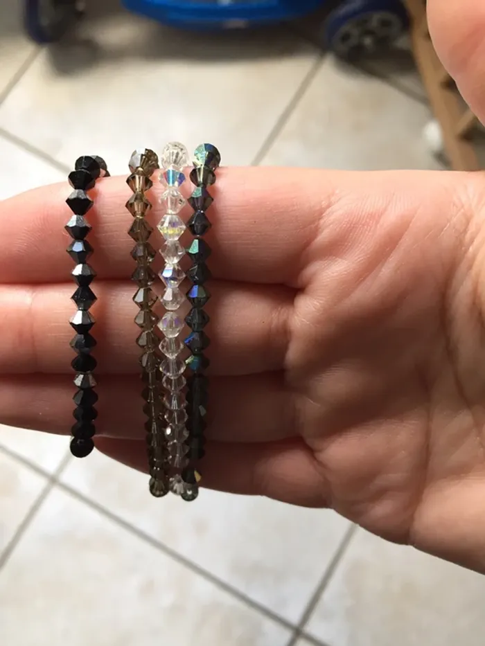 Lot de 4 Bracelets élastiques tbe - photo numéro 2