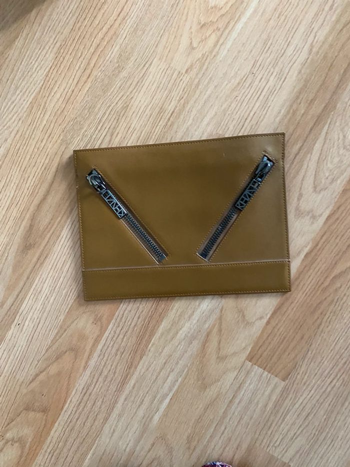Pochette Kenzo