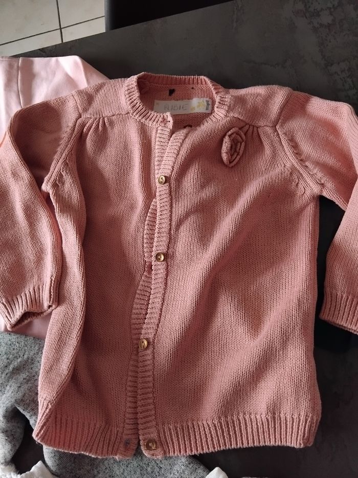 Lot vetements 3 ans fille - photo numéro 3
