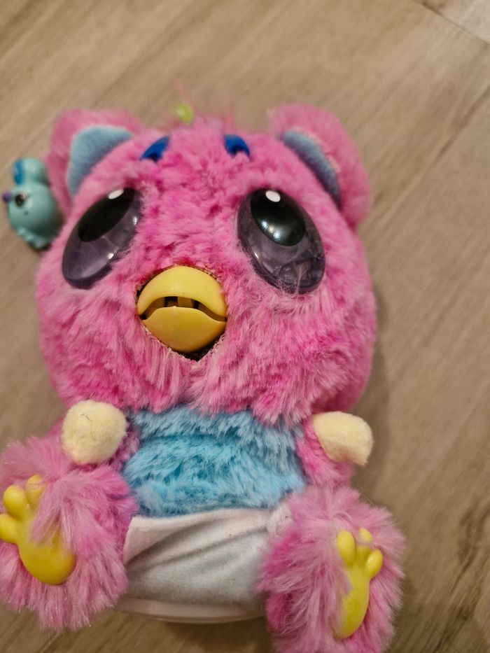 Hatchimals Peluche interactive rose Excellent état - photo numéro 9