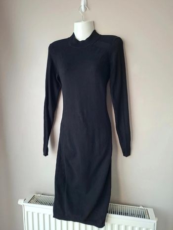 Robe pull d'hiver noire taille 36