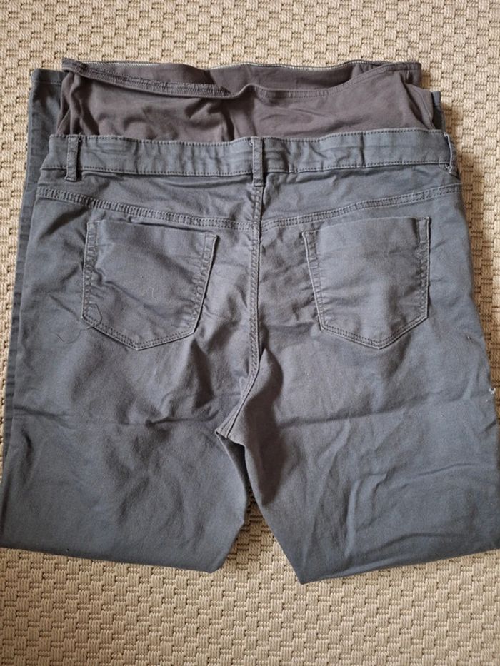Pantalon grossesse - photo numéro 2
