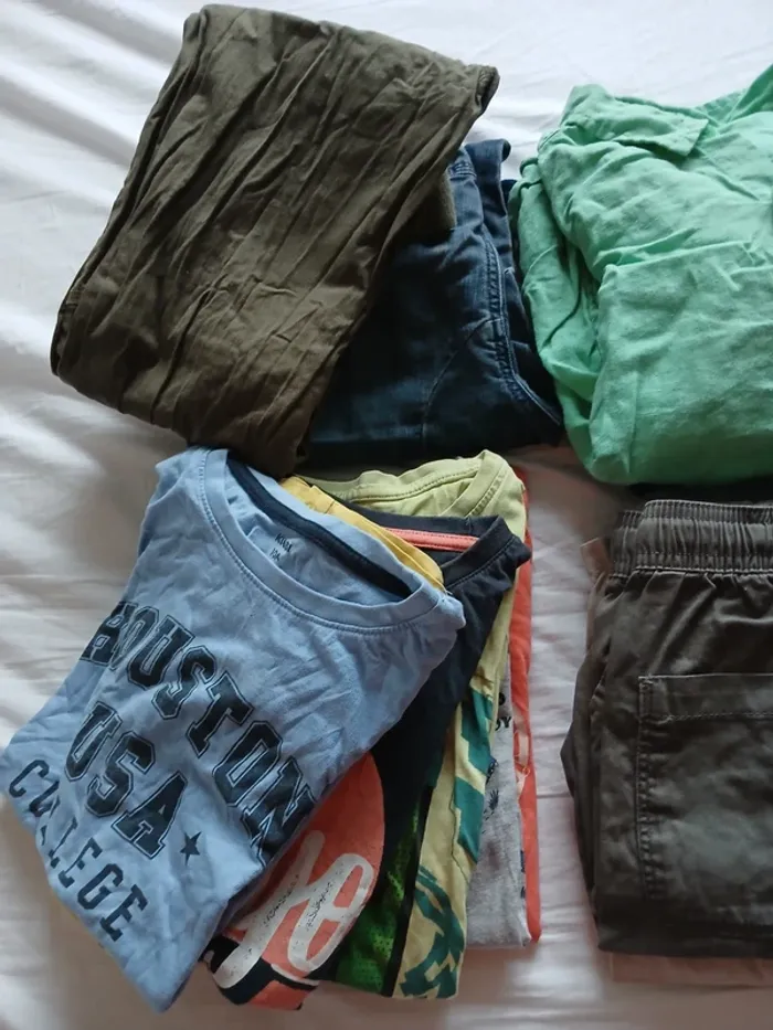 Lot de 18 vêtements 10 ans - photo numéro 2