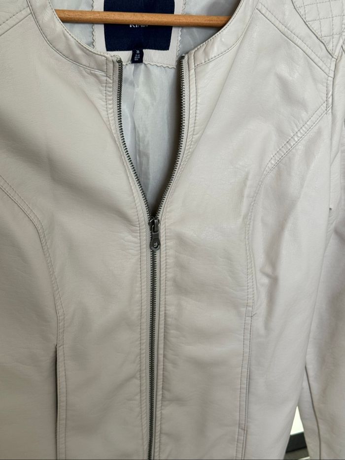 Veste beige - photo numéro 3