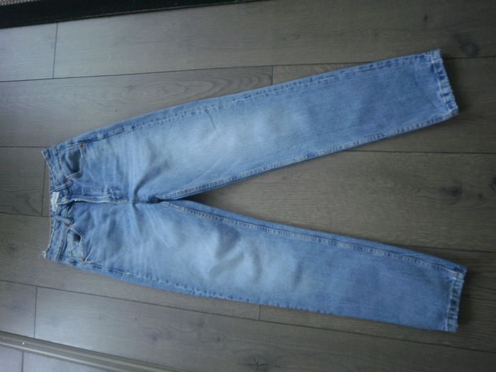 Jeans MOM  Jeune Fille/jeune Femme T32 - Marque Zara