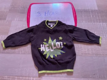 Pull / veste bebe