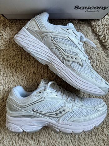 Saucony Omni 9 Blanche