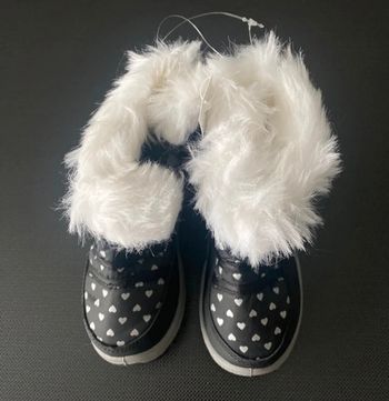 Bottes de neige fourrée taille 26