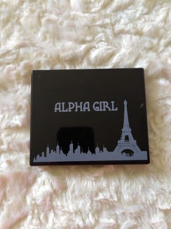 Palette Kleancolor Alpha Girl