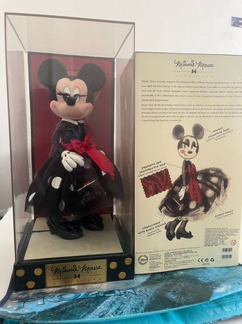 Poupée LE Édition Limitée Minnie Signature Shopdisney Disney Store
