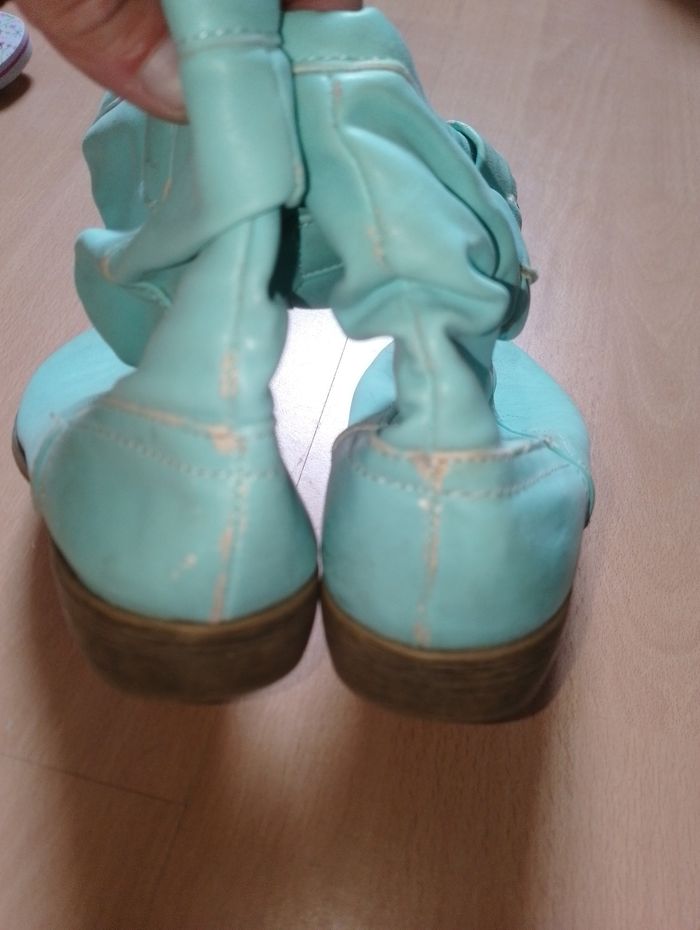 Botte verte 34
En état moyen - photo numéro 10