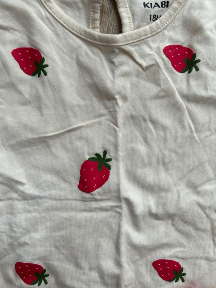 T-shirt fraise fille 18 mois - photo numéro 2
