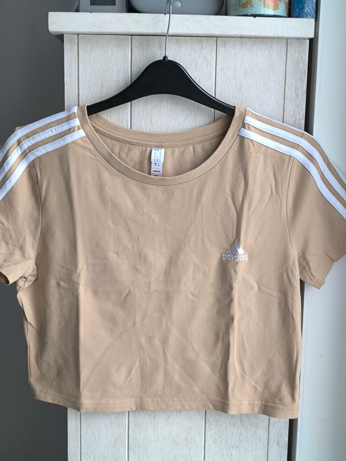 T shirt court Adidas