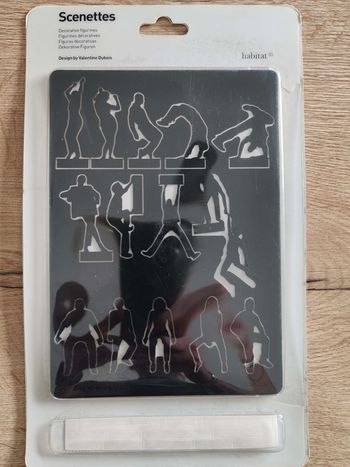Petites figurines décoratives en métal