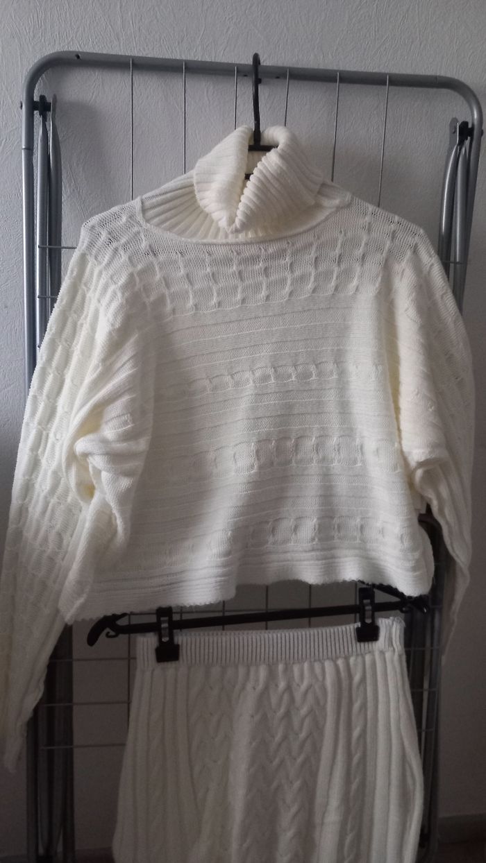 Emsenble jupe - photo numéro 2