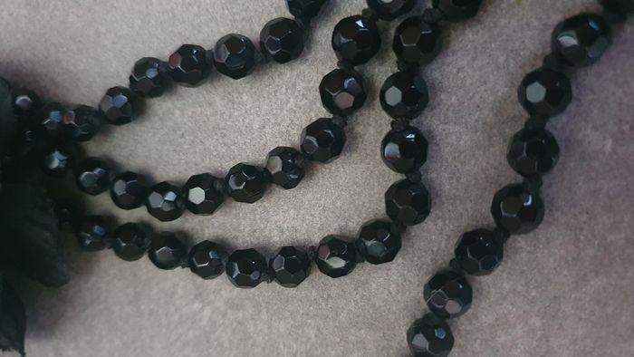 Collier fantaisie long noir - photo numéro 2