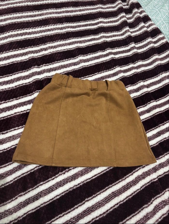 Jupe pour fille taille 10 - photo numéro 2