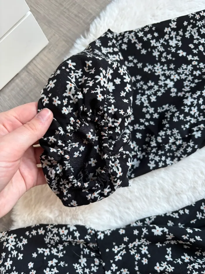 Robe à fleurs - photo numéro 4