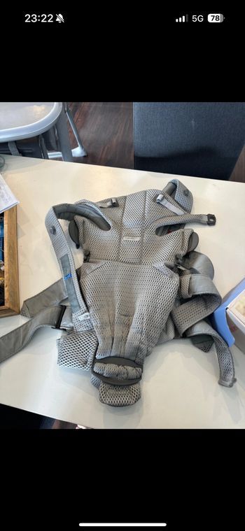 Porte bébé babybjorn