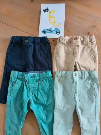 Lot de 4 pantalons chinos bébé garçon 6 mois - Gémo & Kiabi