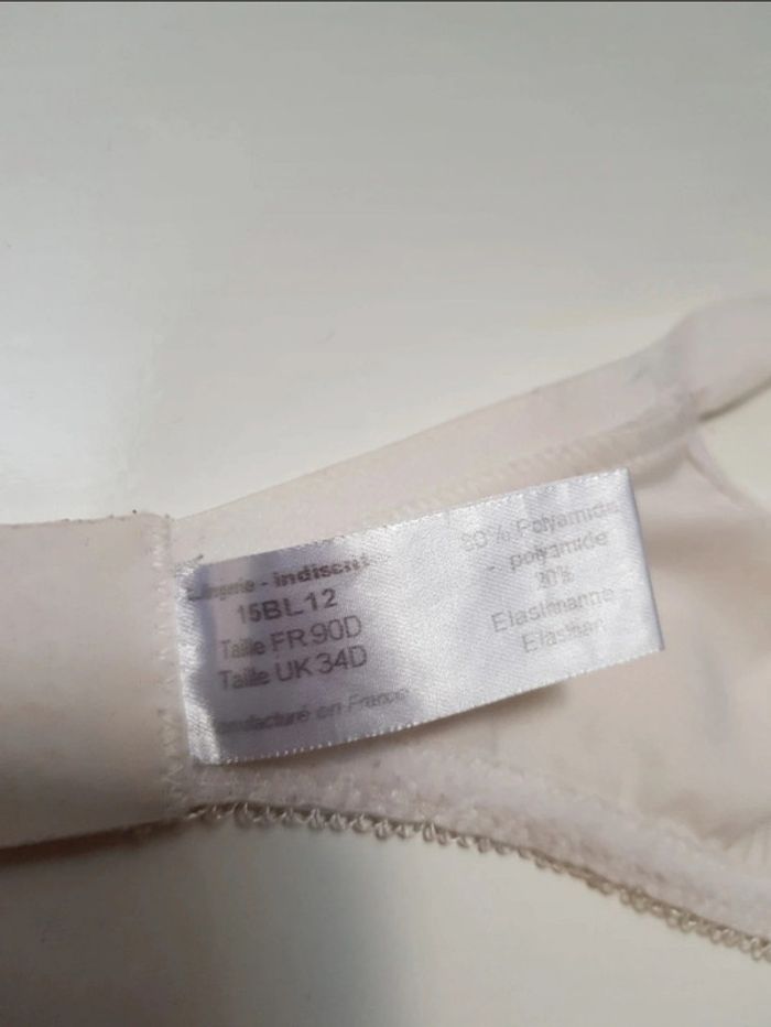 Soutien gorge 90D - photo numéro 4