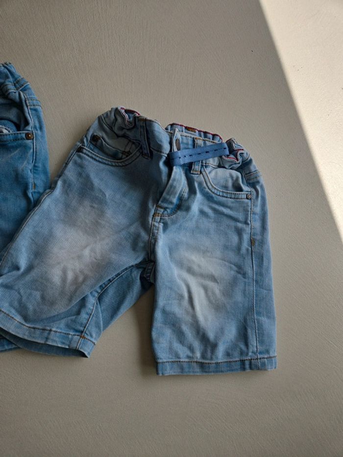 Lot de 2 shorts jean 4/5ans - photo numéro 2